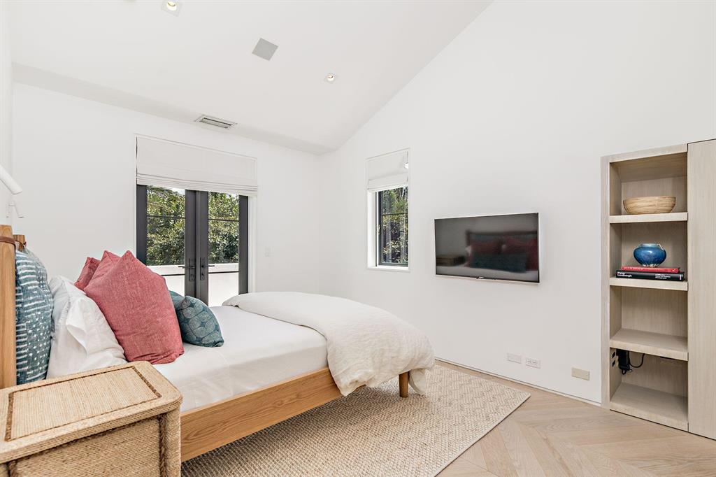 NORTH SHORE - Residential
