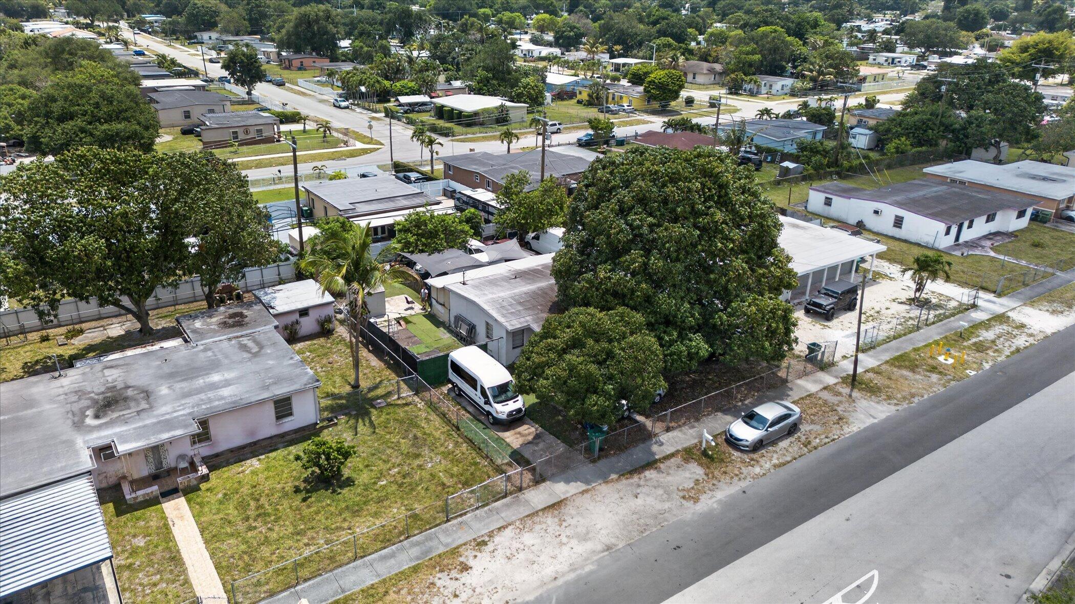 BUNCHE PARK - Residential