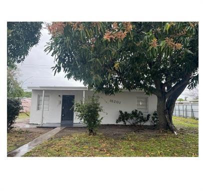 BUNCHE PARK - Residential