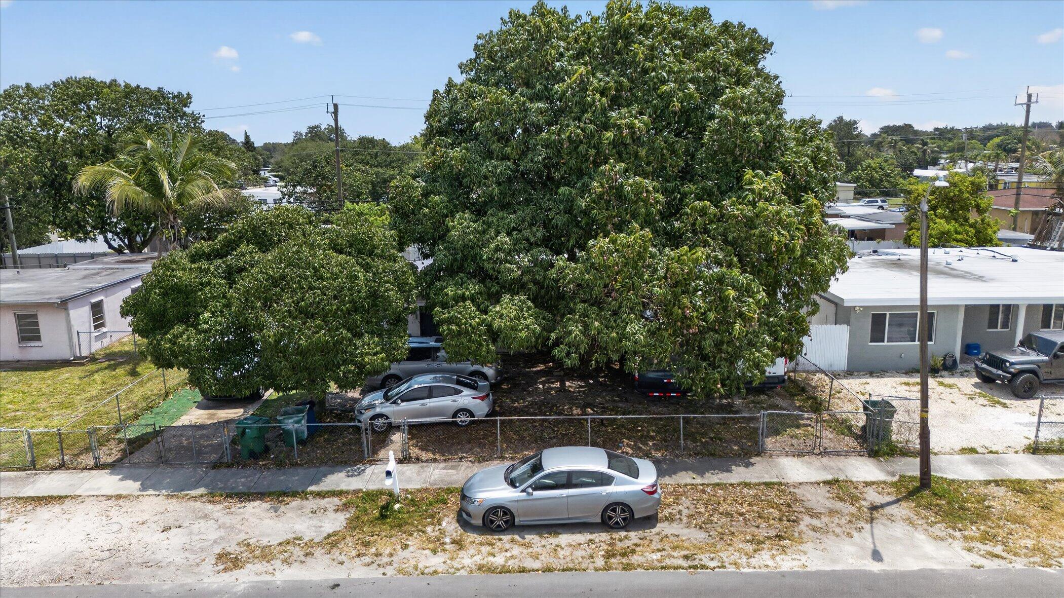 BUNCHE PARK - Residential