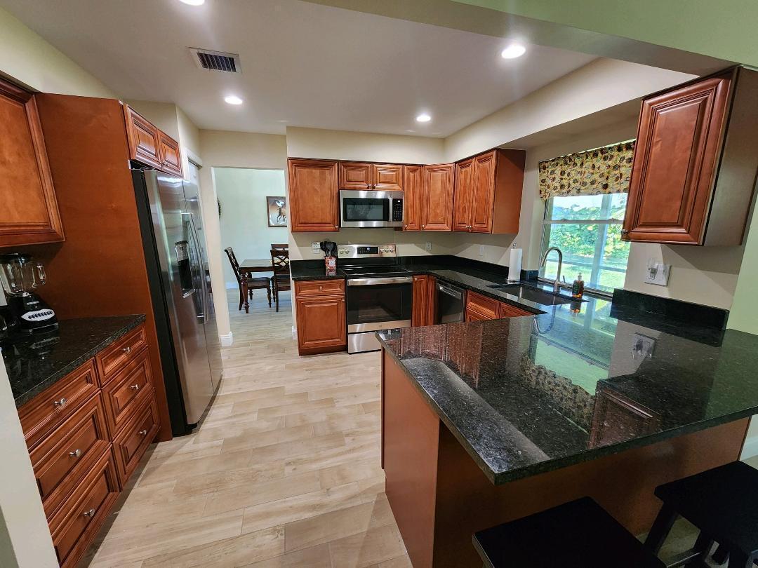 SUGAR POND MANOR OF WELLINGTON - Residential Lease