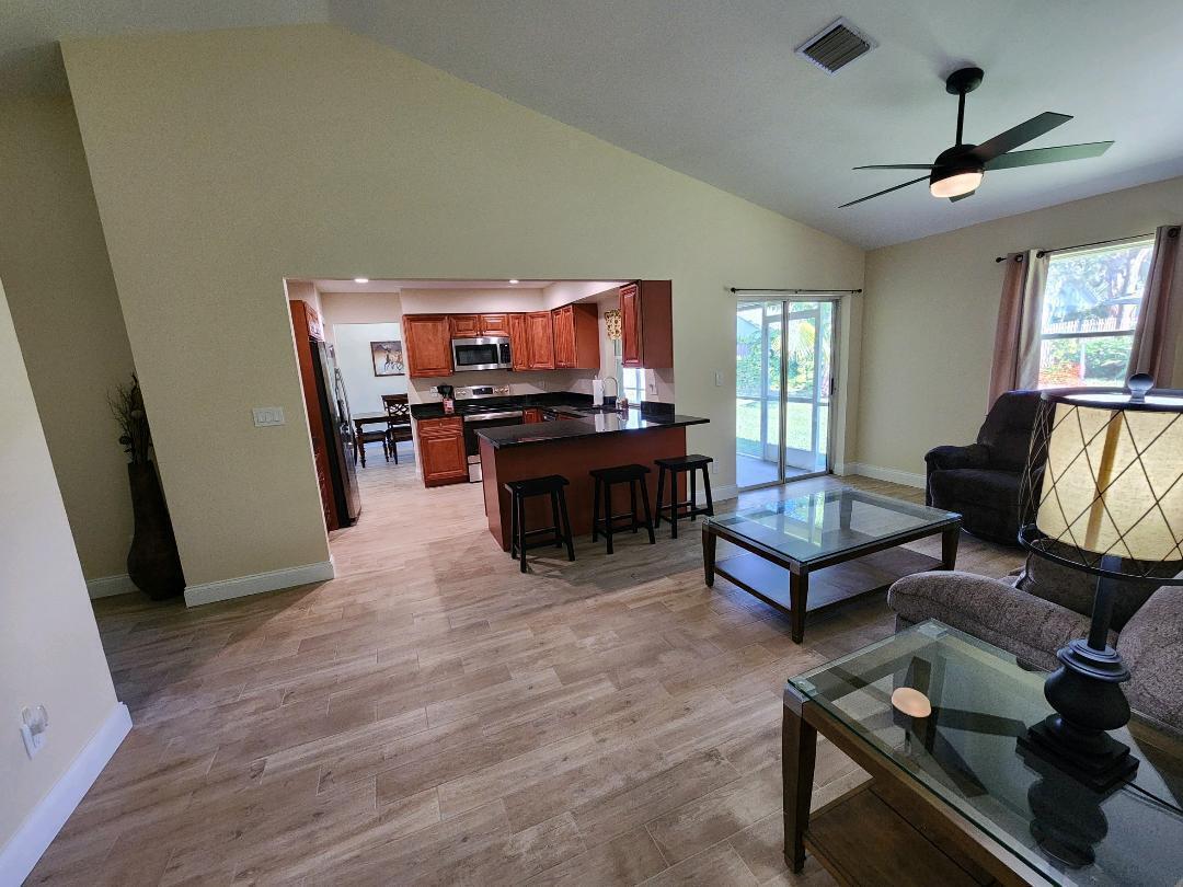 SUGAR POND MANOR OF WELLINGTON - Residential Lease