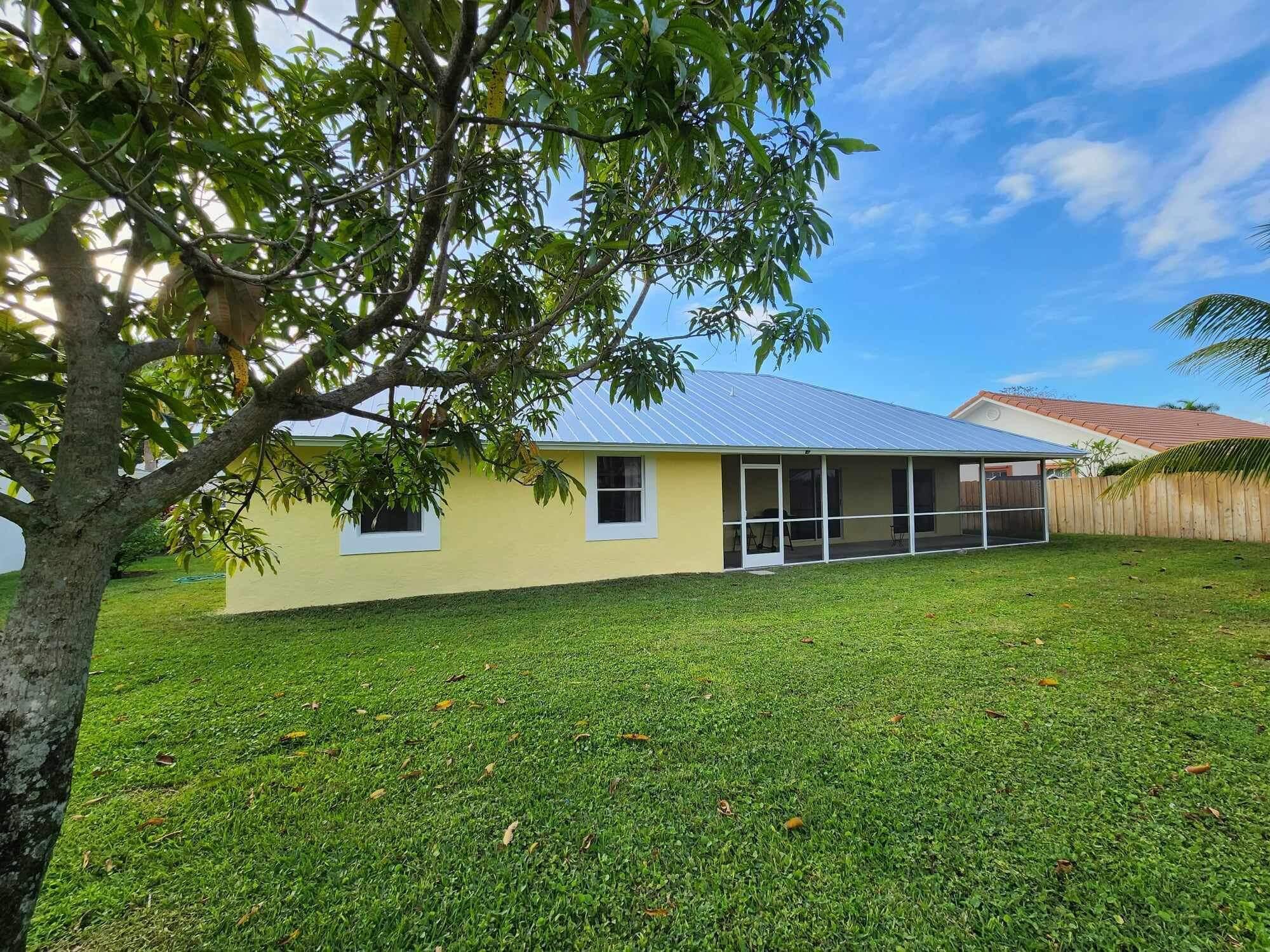 SUGAR POND MANOR OF WELLINGTON - Residential Lease