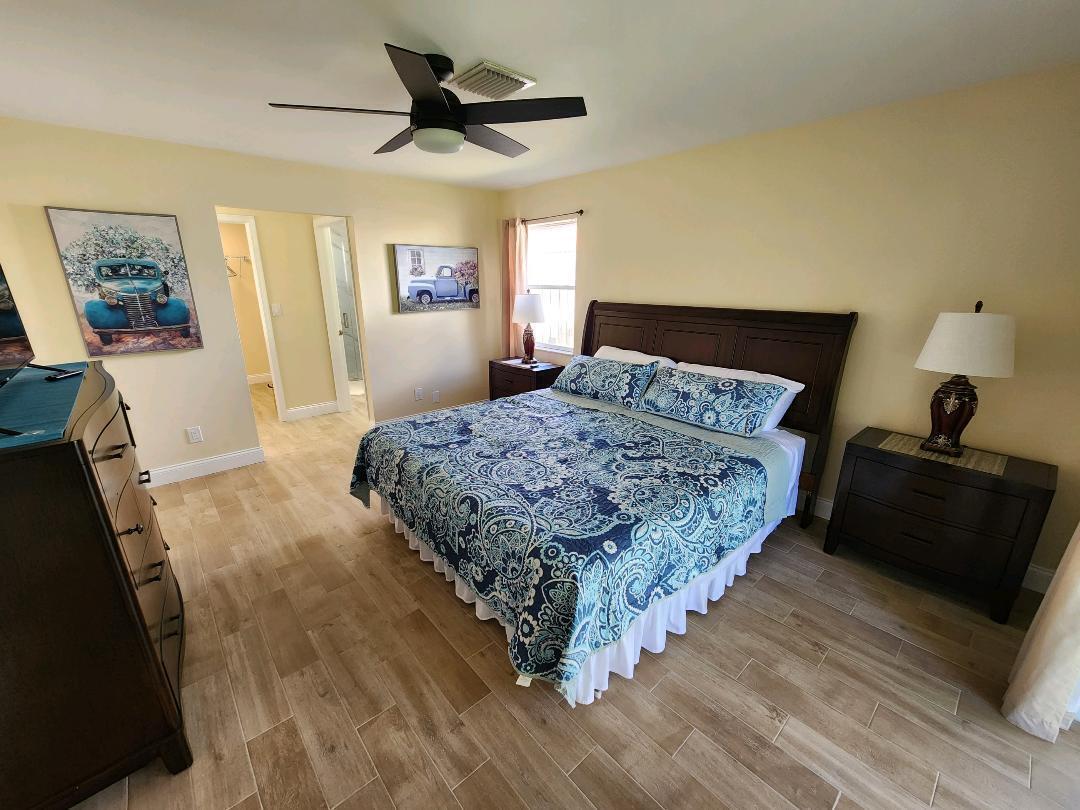 SUGAR POND MANOR OF WELLINGTON - Residential Lease