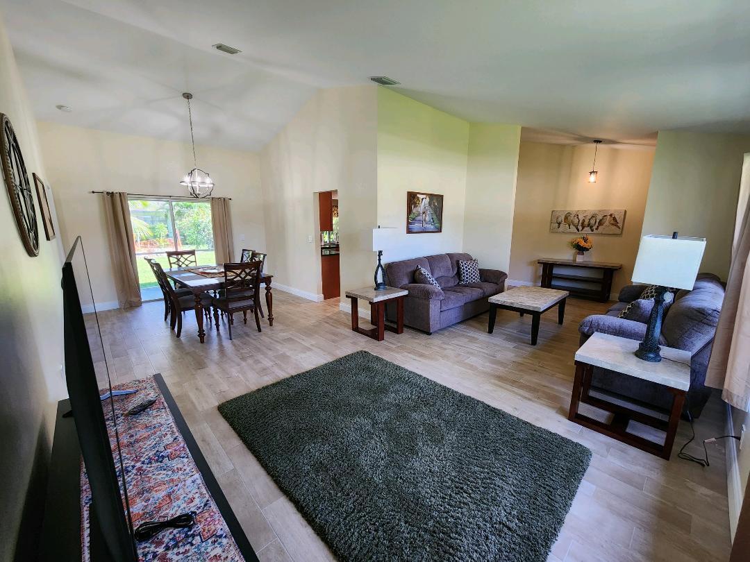 SUGAR POND MANOR OF WELLINGTON - Residential Lease