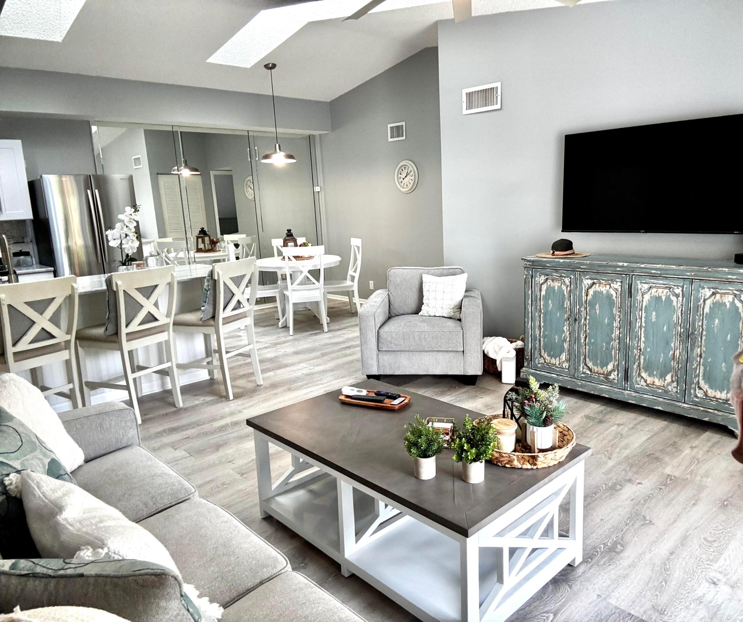ANCHORAGE ON THE ST LUCIE, A CONDOMINIUM - Residential Lease