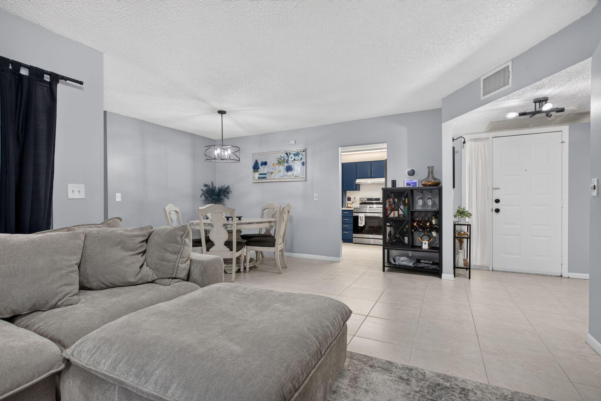 KARANDA VILLAGE V-B CONDO - Residential
