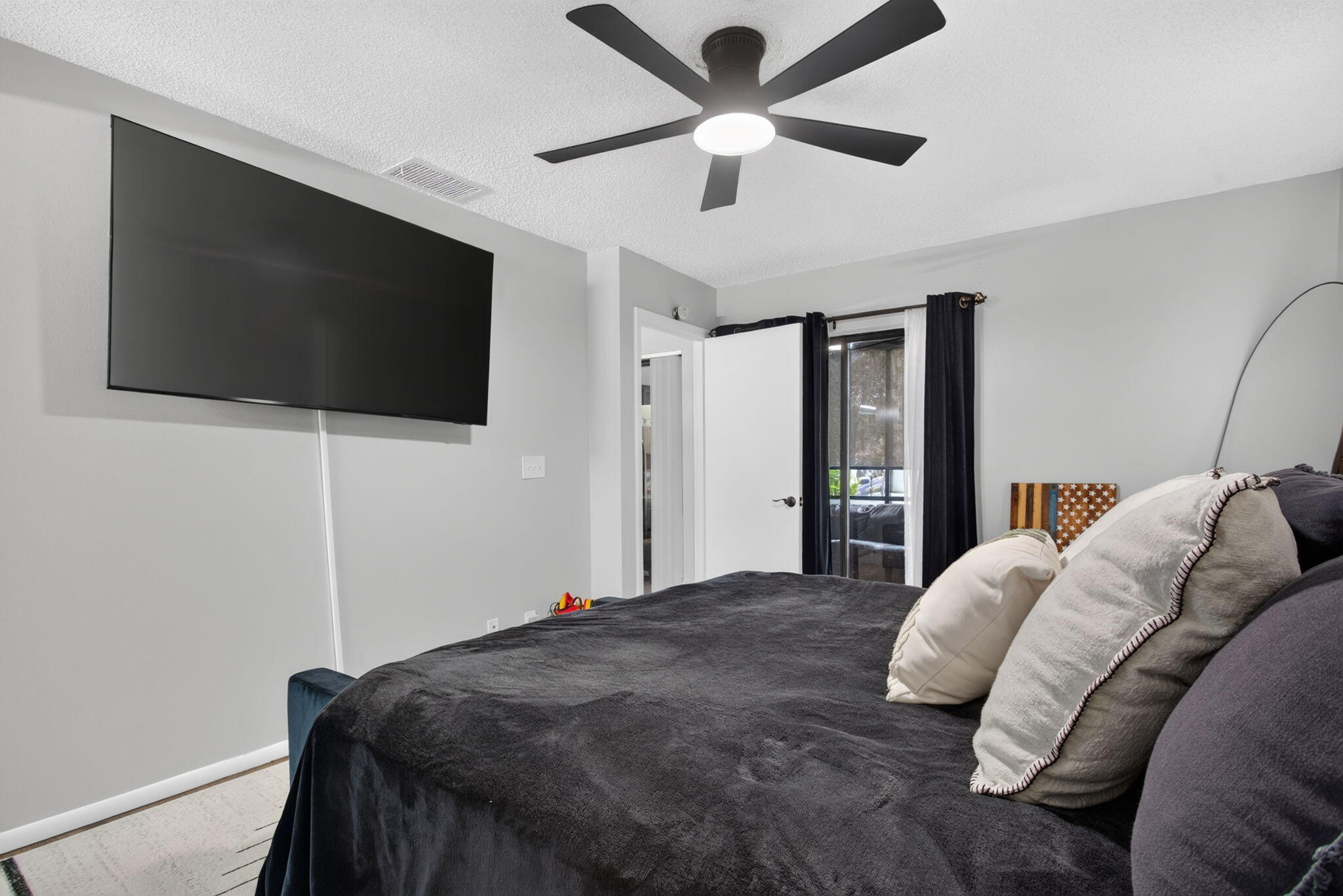 KARANDA VILLAGE V-B CONDO - Residential