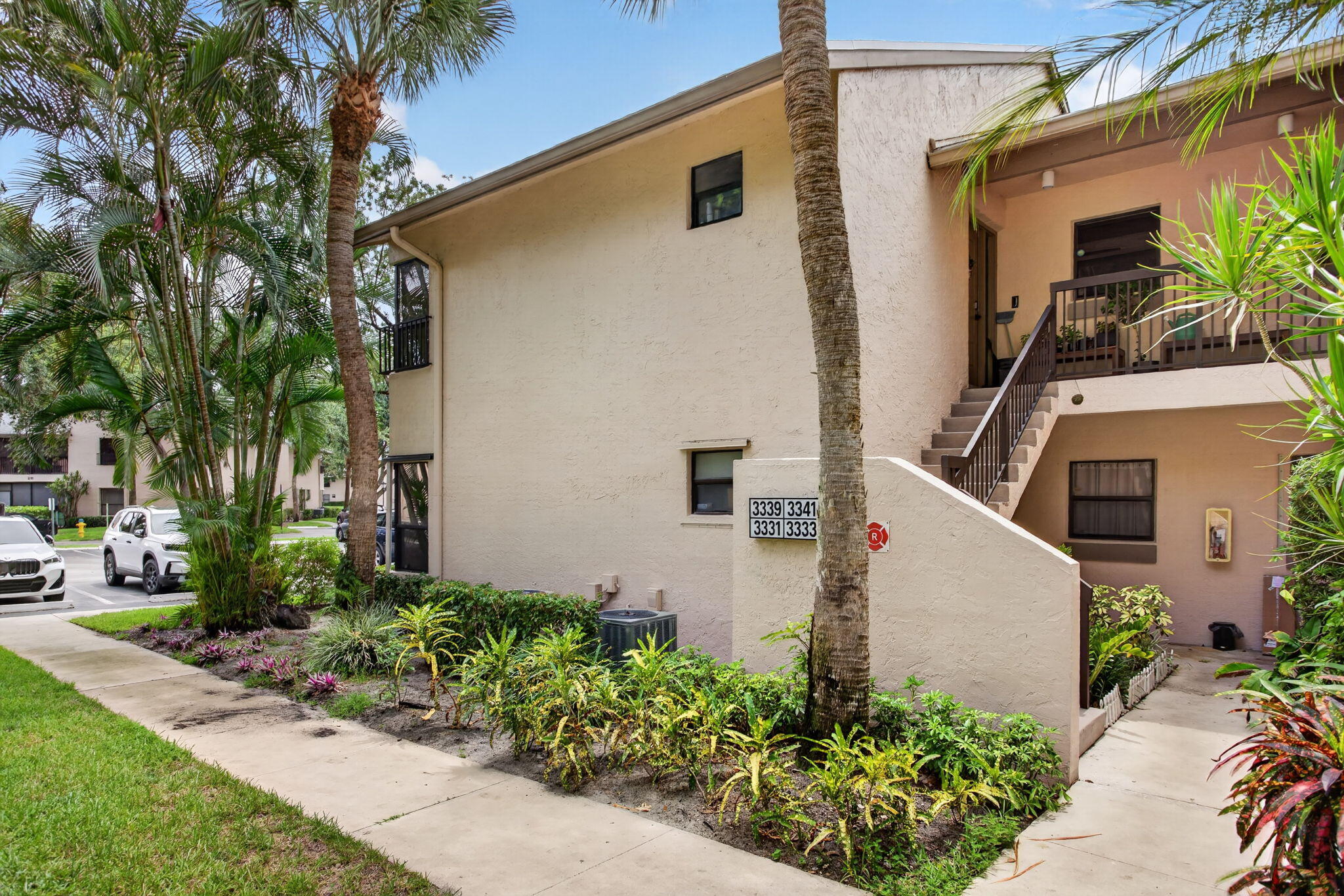 KARANDA VILLAGE V-B CONDO - Residential