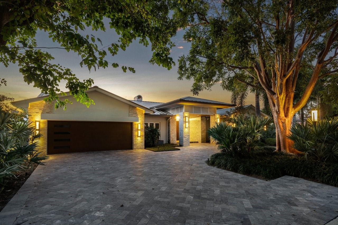Bay Colony Sec Of The - Residential