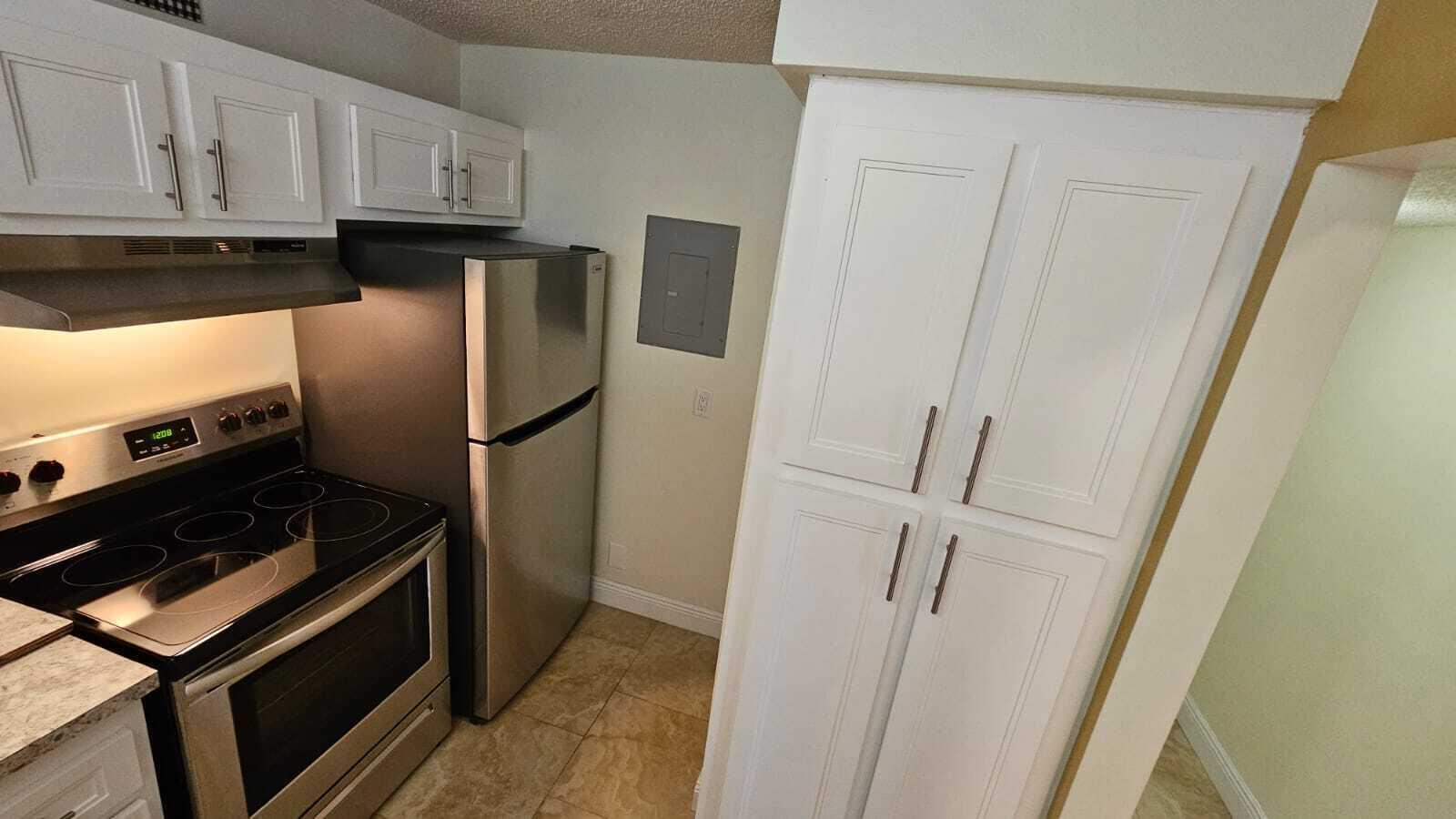 CHARTER CLUB OF PALM BEACH CONDO - Residential Lease