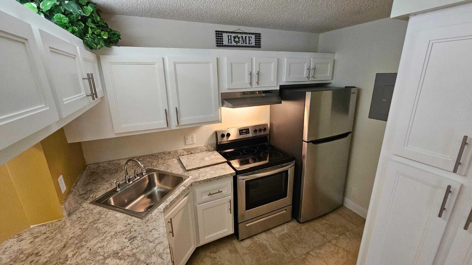 CHARTER CLUB OF PALM BEACH CONDO - Residential Lease