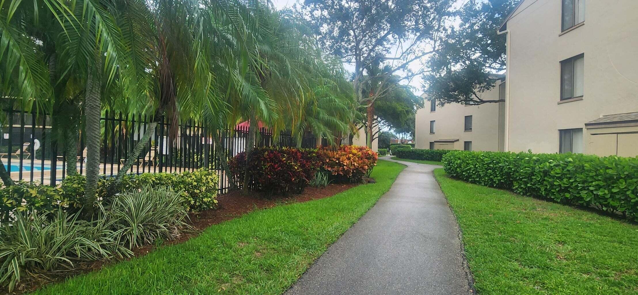CHARTER CLUB OF PALM BEACH CONDO - Residential Lease