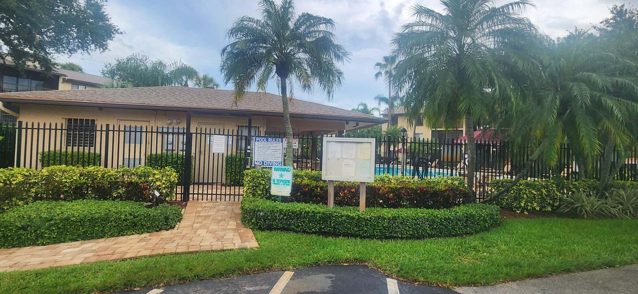 CHARTER CLUB OF PALM BEACH CONDO - Residential Lease