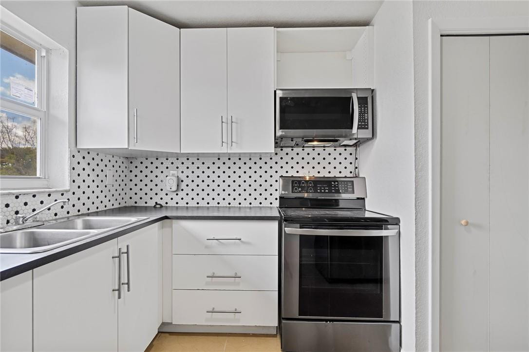VILLAS AT CORAL SPRINGS - Residential