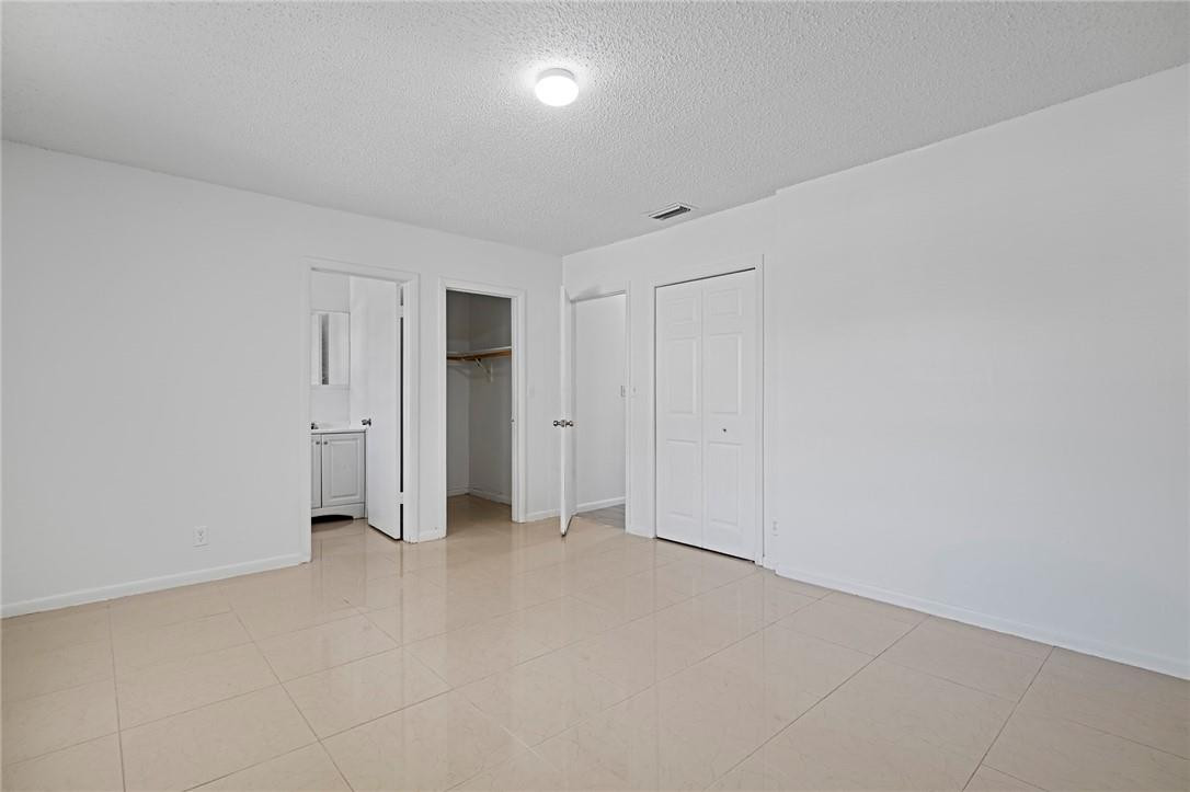 VILLAS AT CORAL SPRINGS - Residential