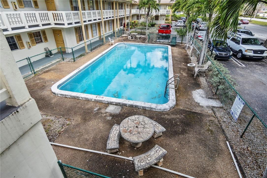 VILLAS AT CORAL SPRINGS - Residential