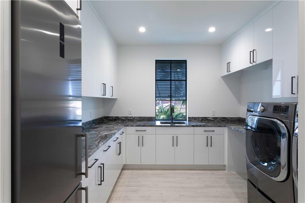 LIGHTHOUSE POINT 6TH SEC - Residential