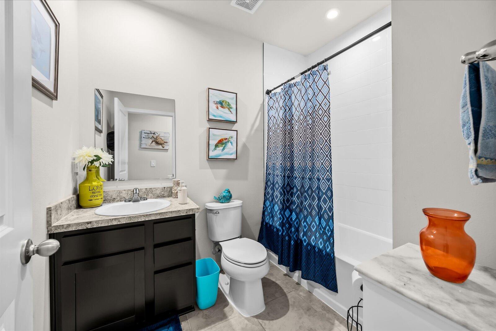AVALON CROSSING - Residential