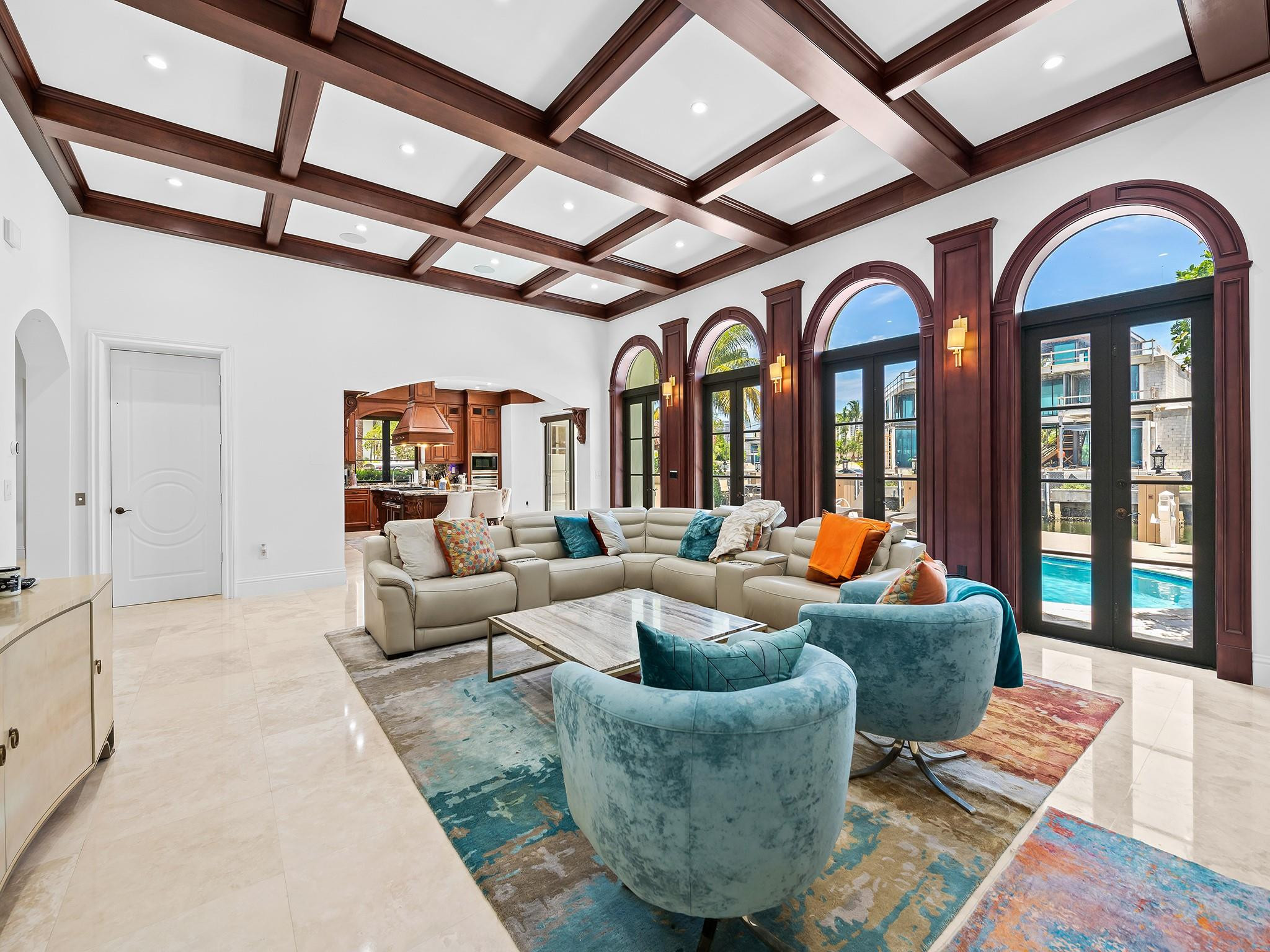 LAS OLAS - Residential