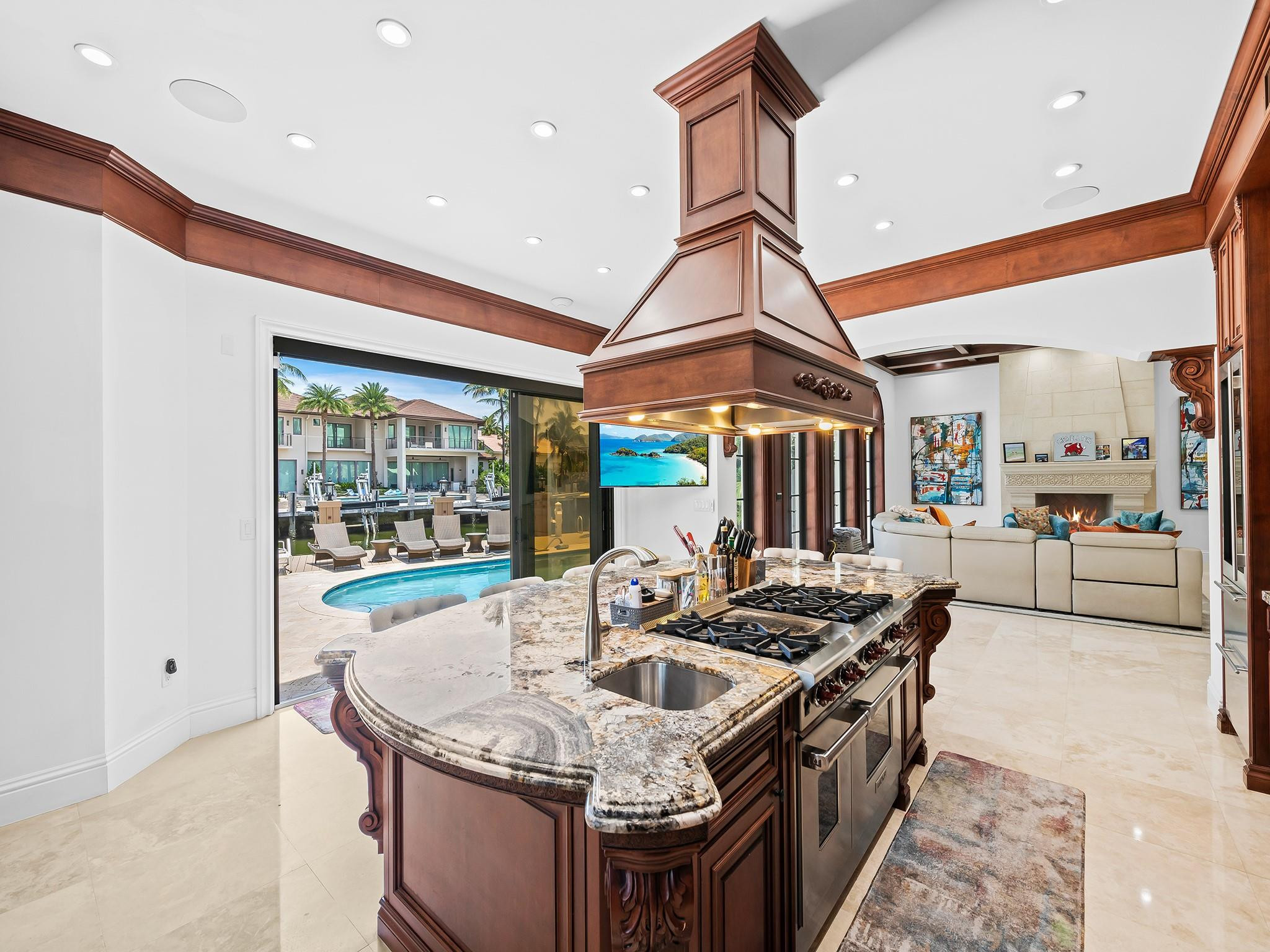 LAS OLAS - Residential