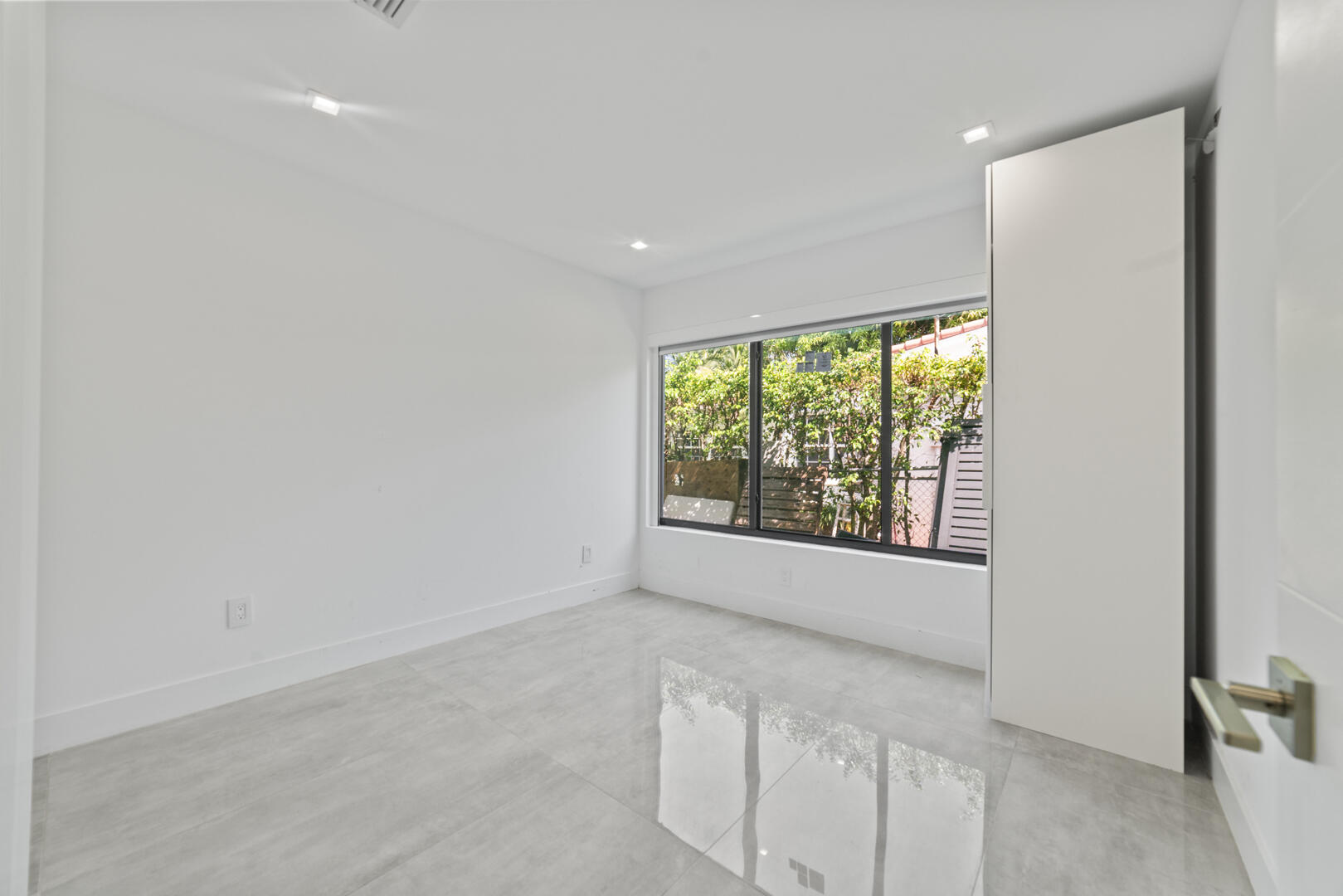 SUNSWEPT ISLE - Residential