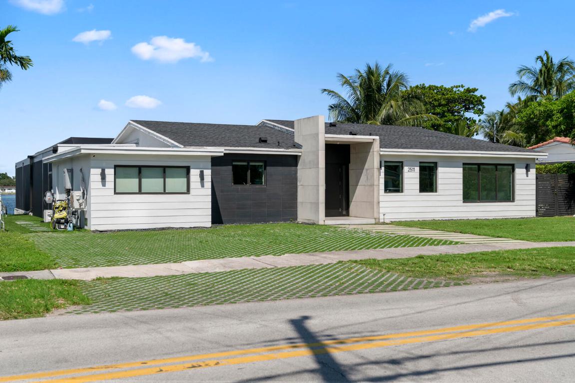SUNSWEPT ISLE - Residential