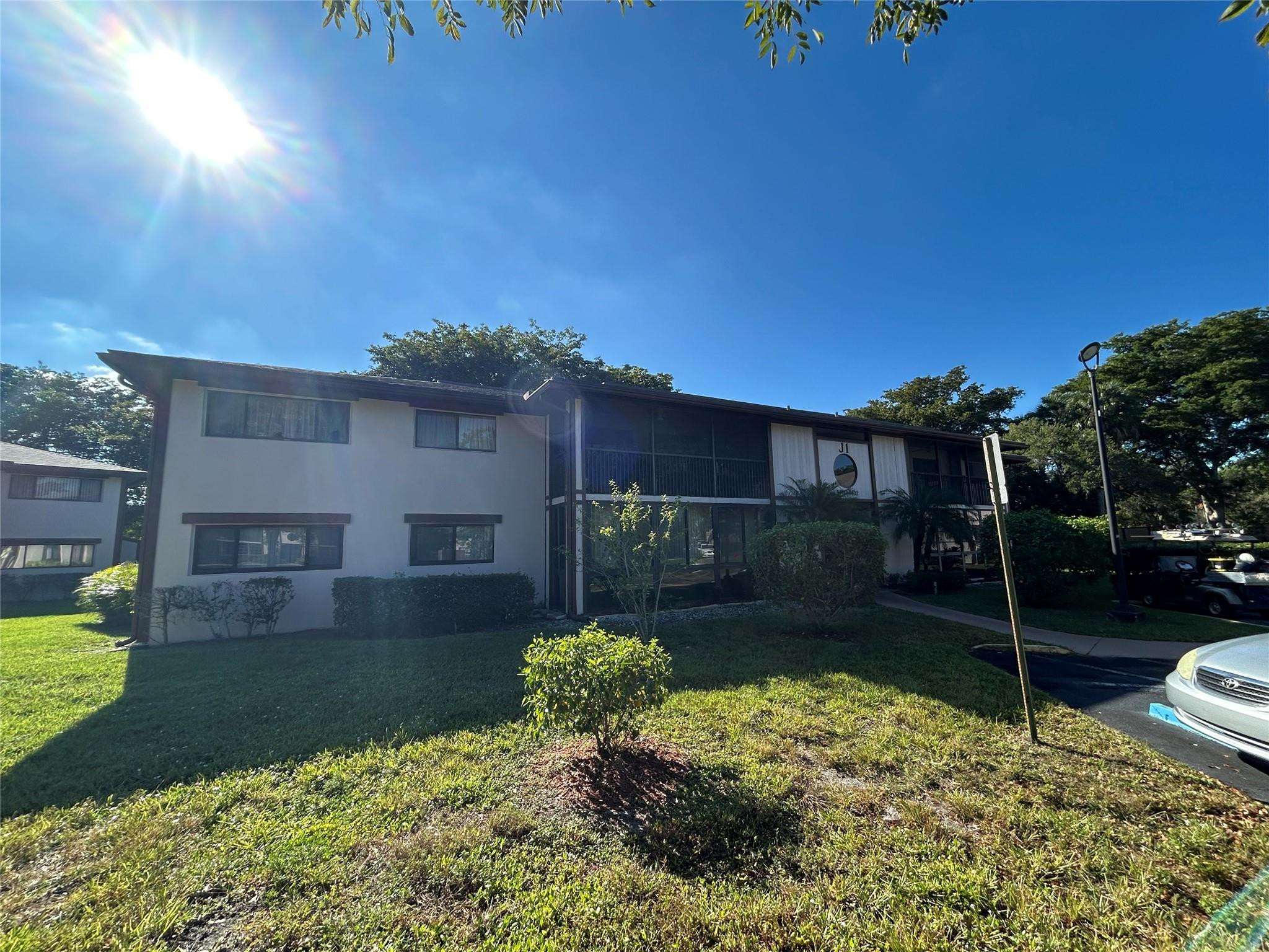 BELFORT CONDOMINIUM J - Residential