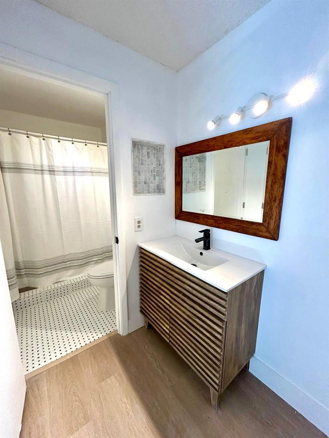 BELFORT CONDOMINIUM J - Residential
