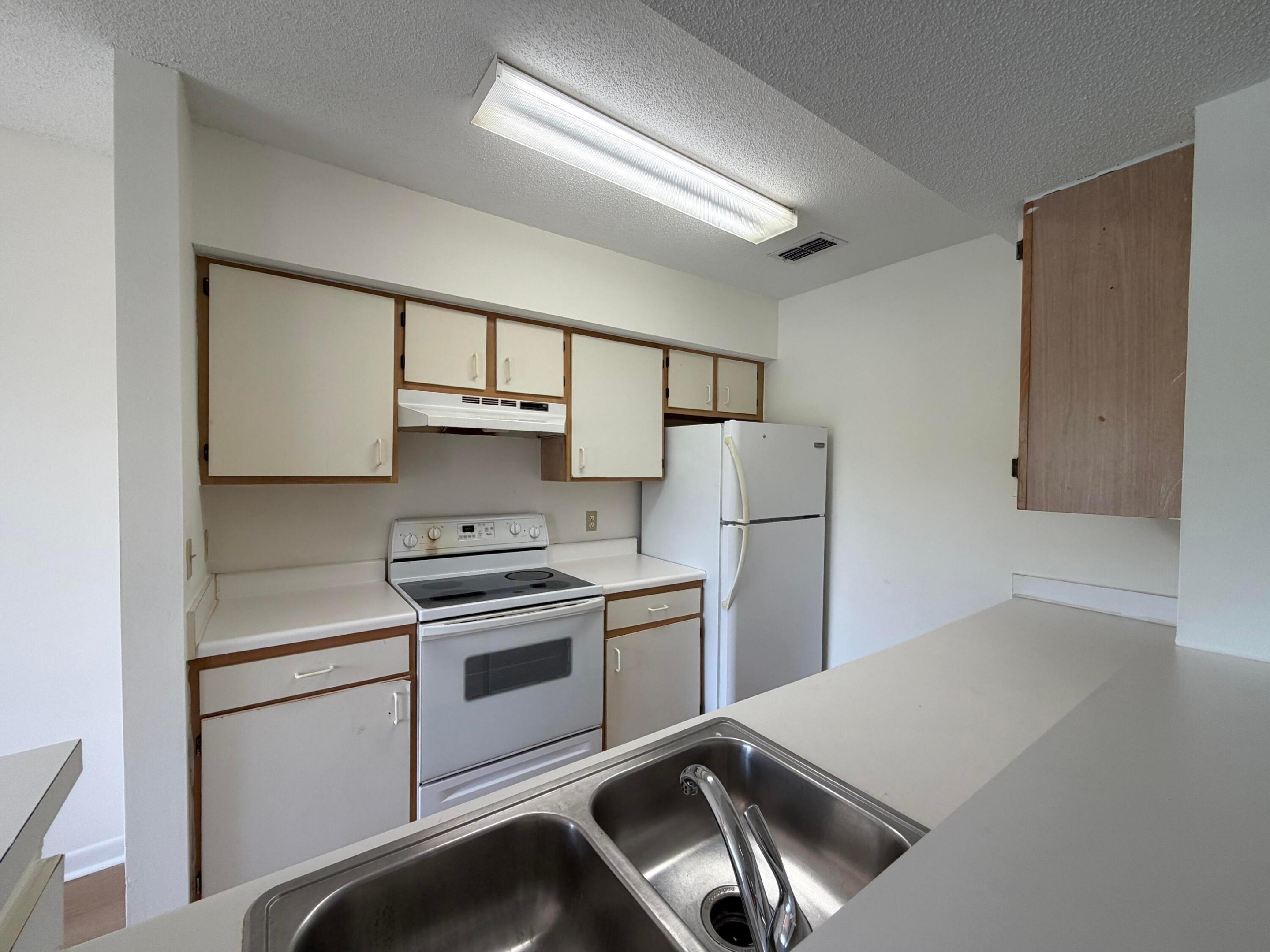 CASABLANCA ISLES CONDO - Residential