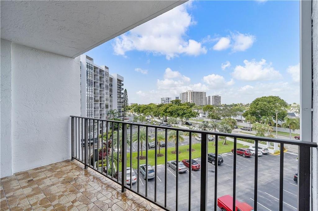 OCEANVIEW PARK CONDO - Residential