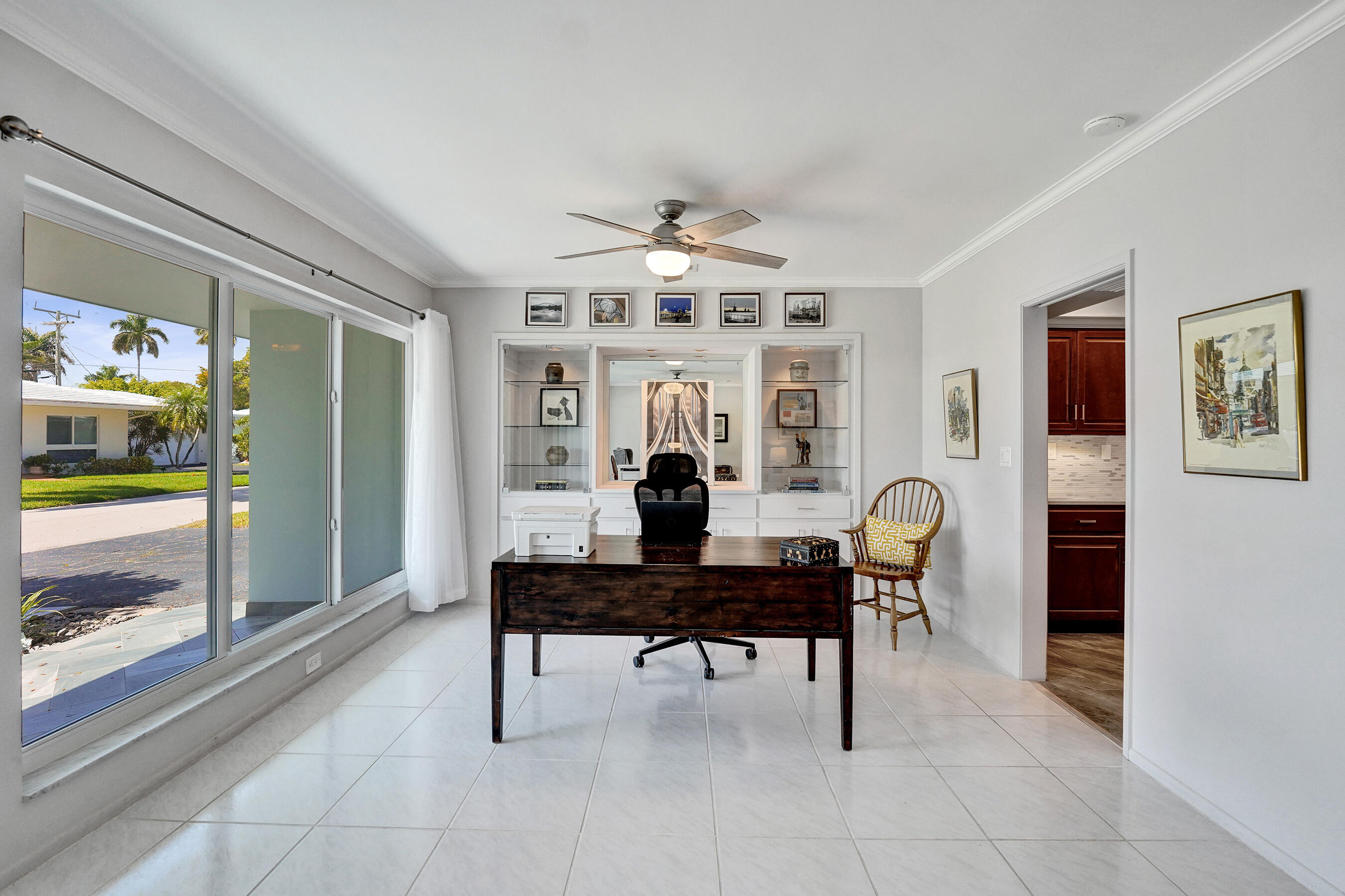PALM YACHT & BEACH CLUB - Residential