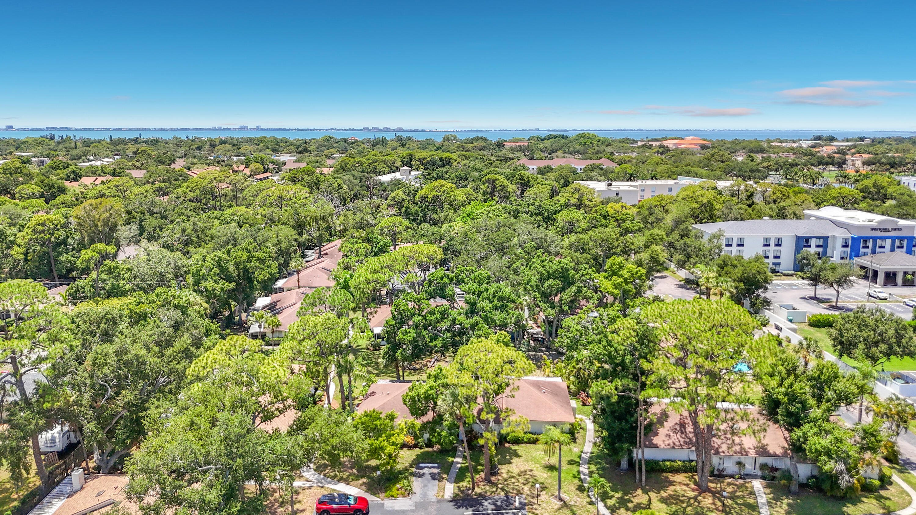 ROYAL PALM VILLAS - Residential