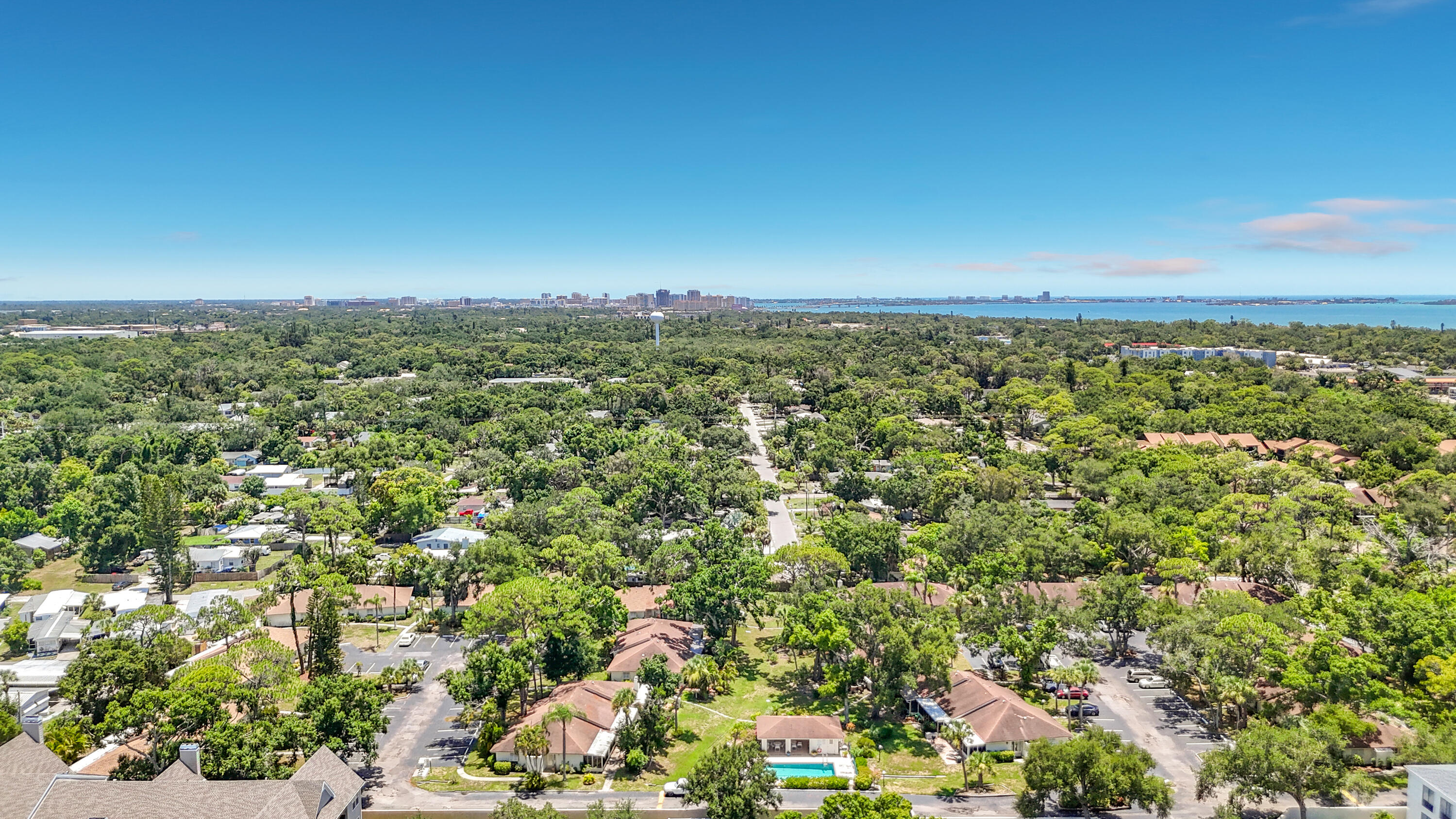 ROYAL PALM VILLAS - Residential