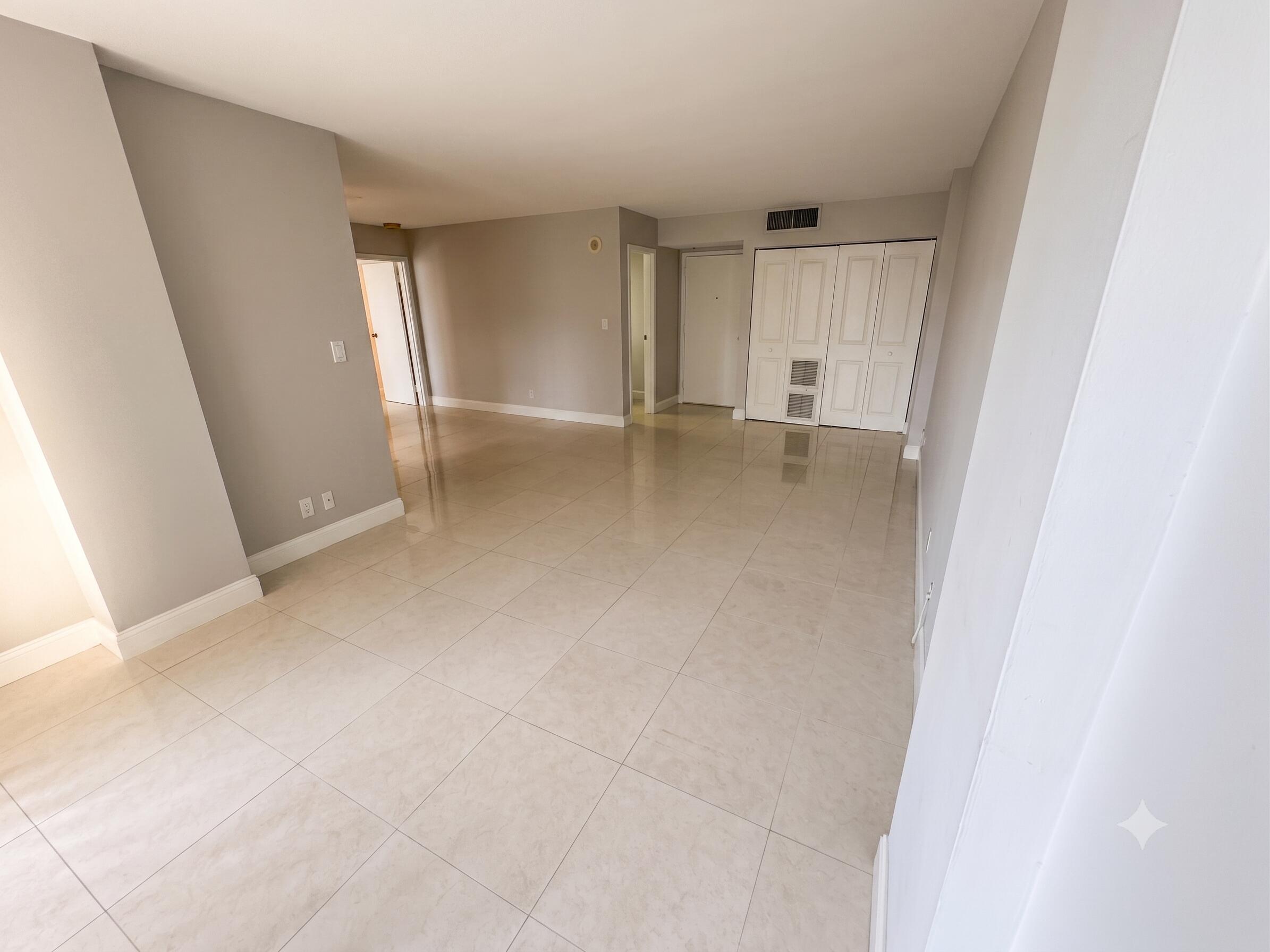 PLAZA OF AMERICAS CONDO PART 4 - Residential Lease