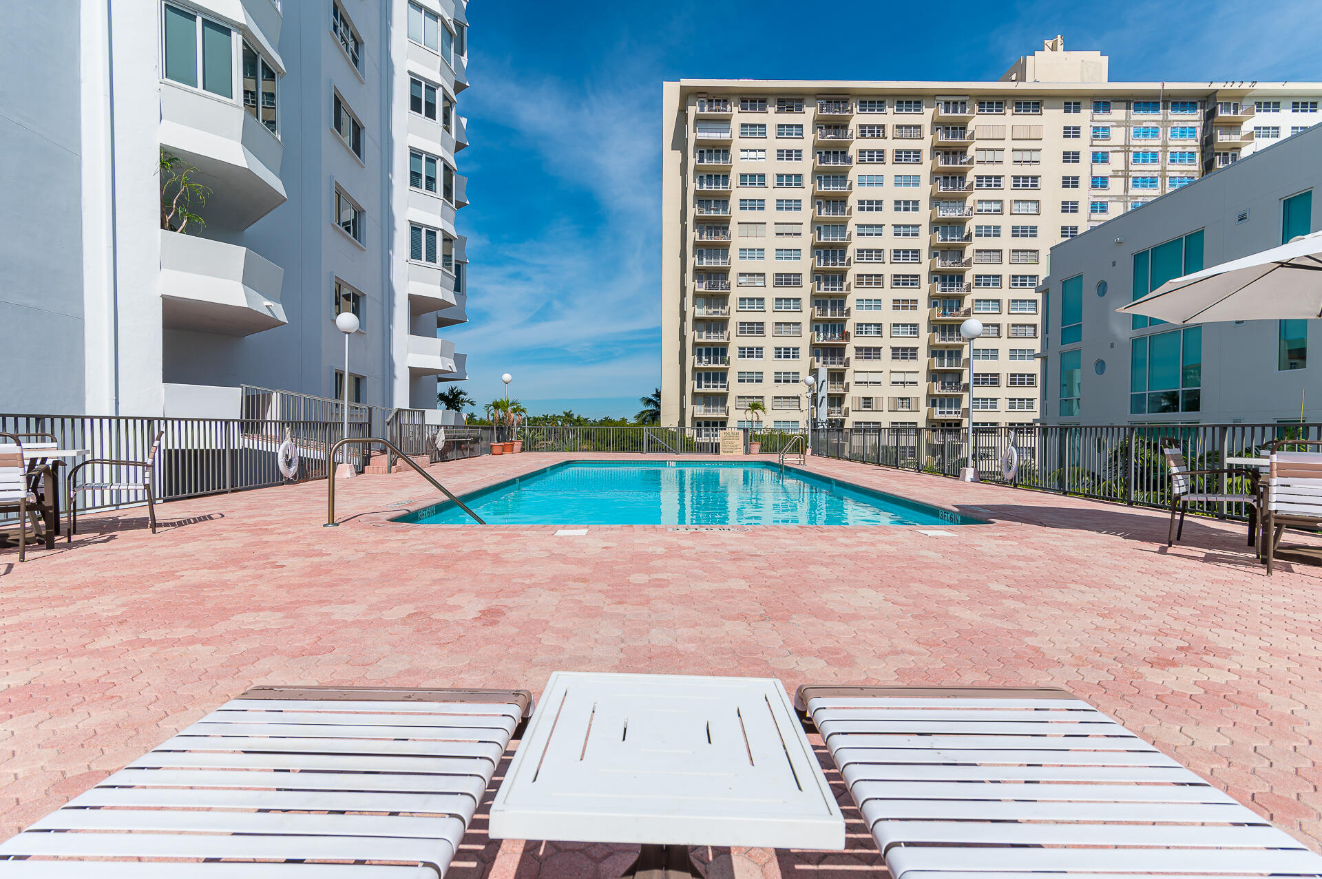 FOUR SEASONS CONDO - Residential