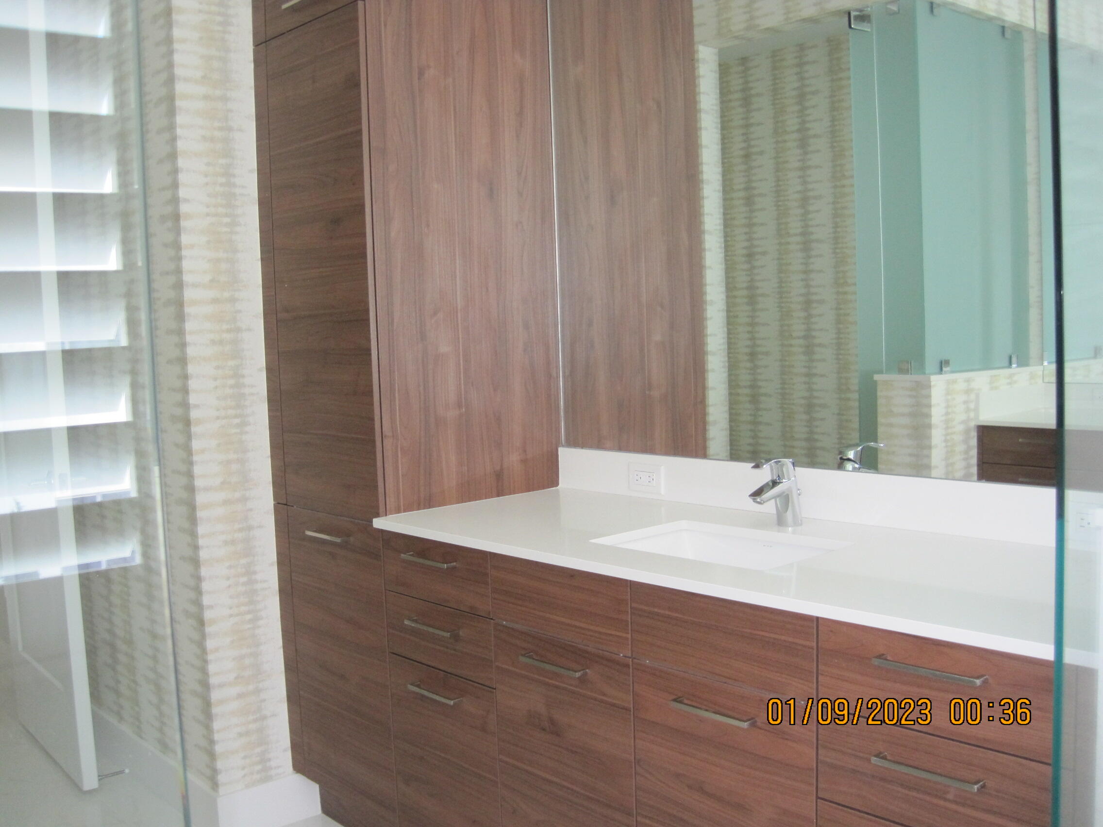 SPANISH RIVER TOWNHOMES - Residential Lease