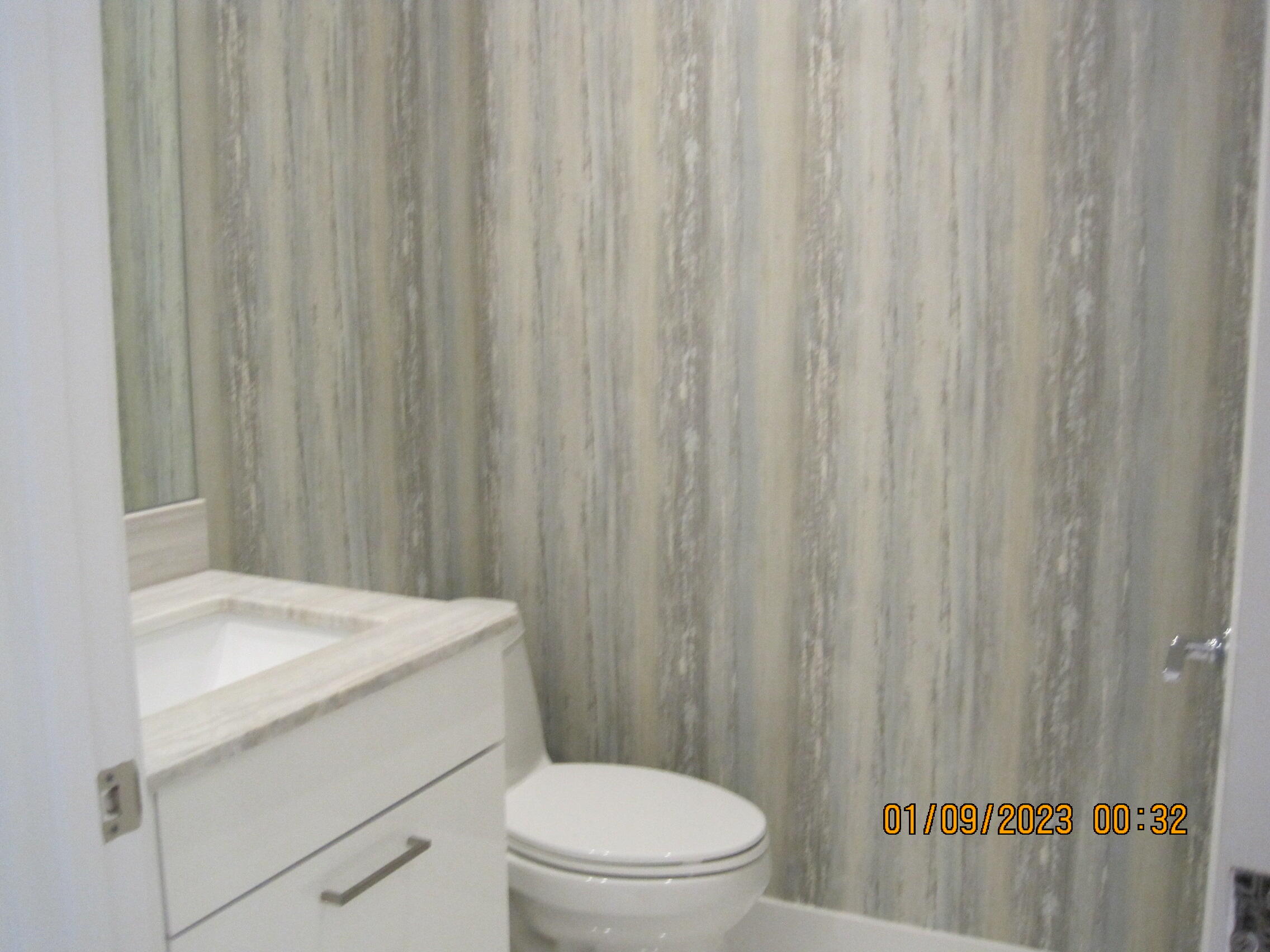 SPANISH RIVER TOWNHOMES - Residential Lease