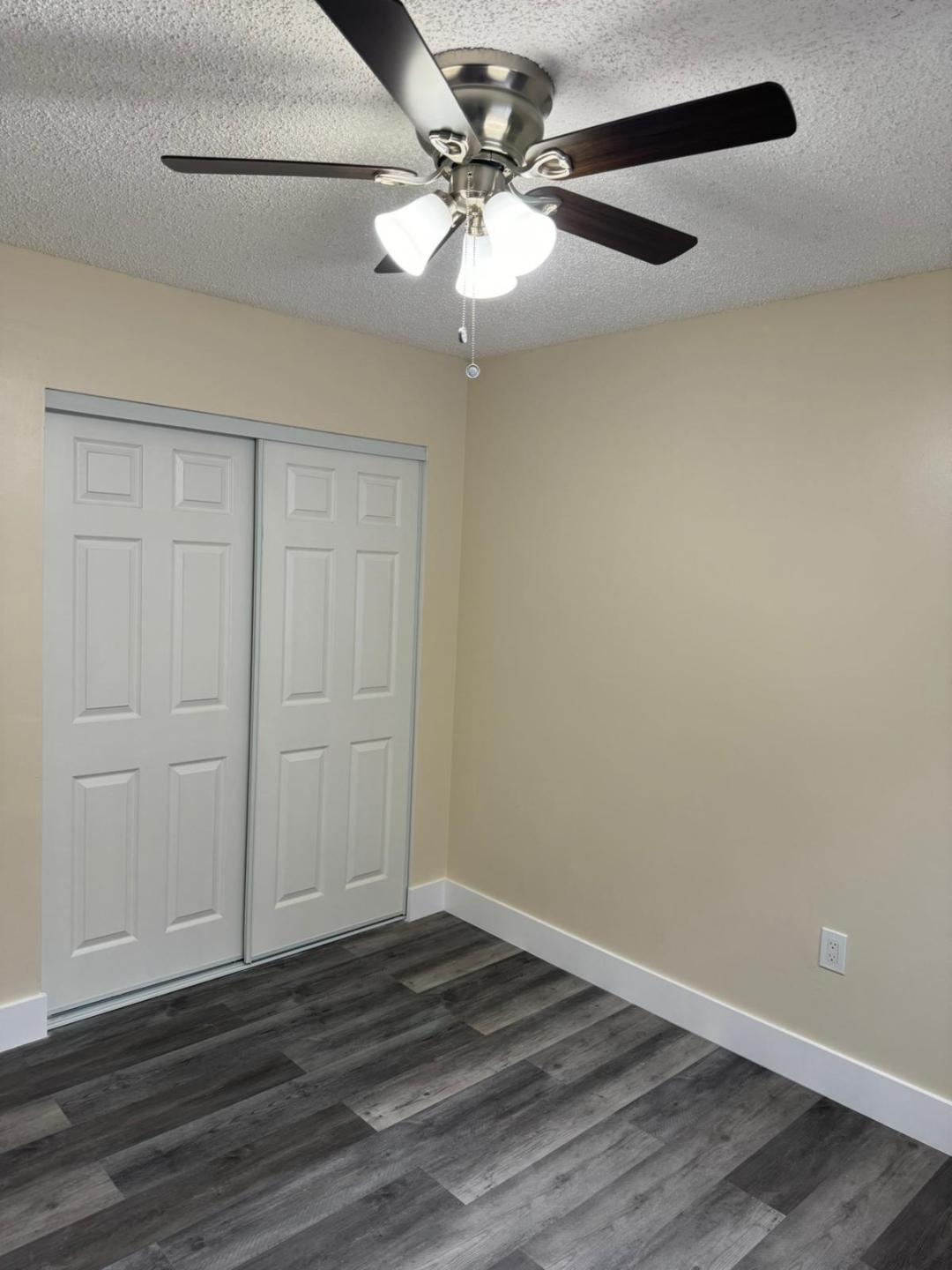 Riviera Palms - Residential
