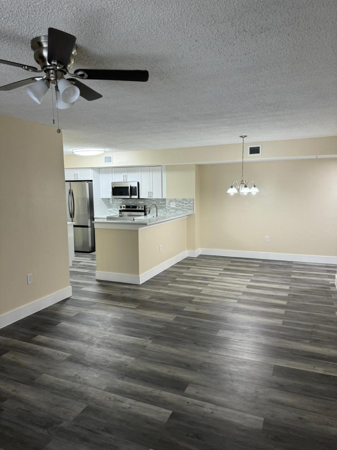 Riviera Palms - Residential