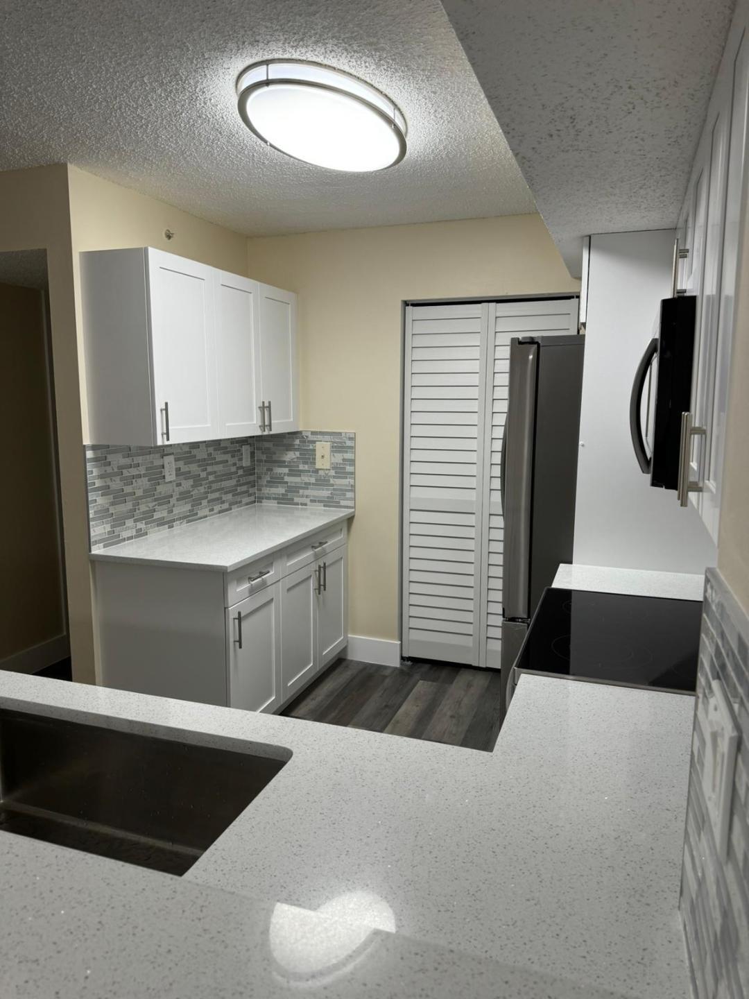 Riviera Palms - Residential