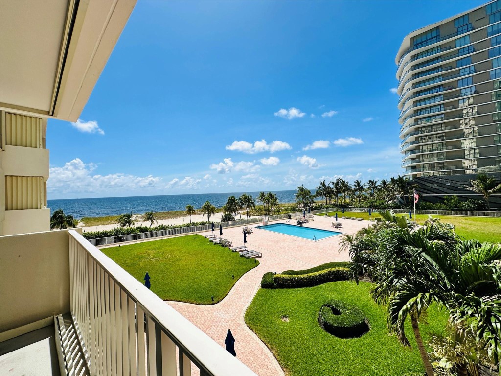 Admiralty Towers - Residential