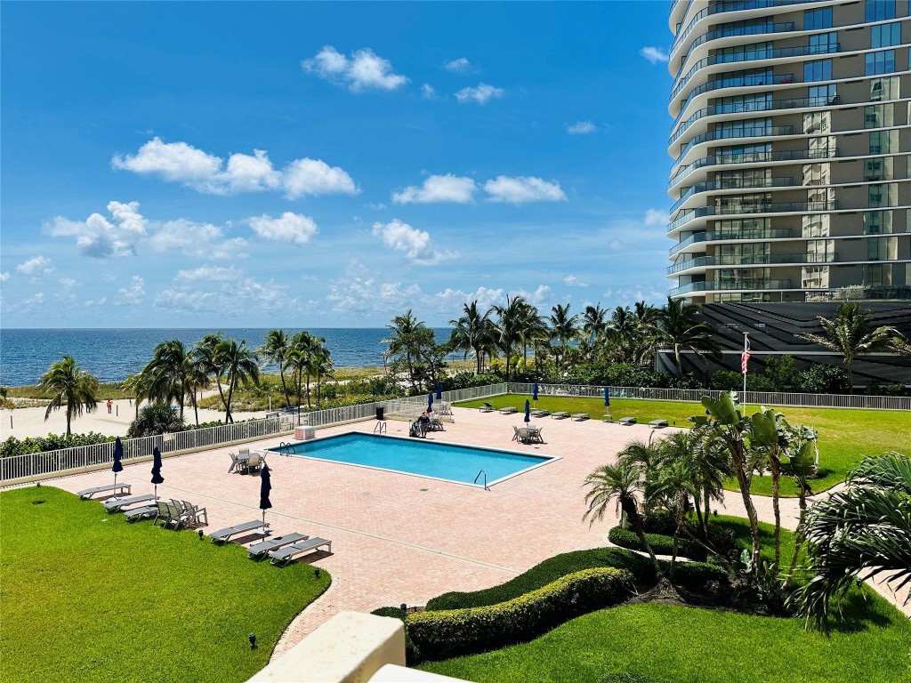 Admiralty Towers - Residential