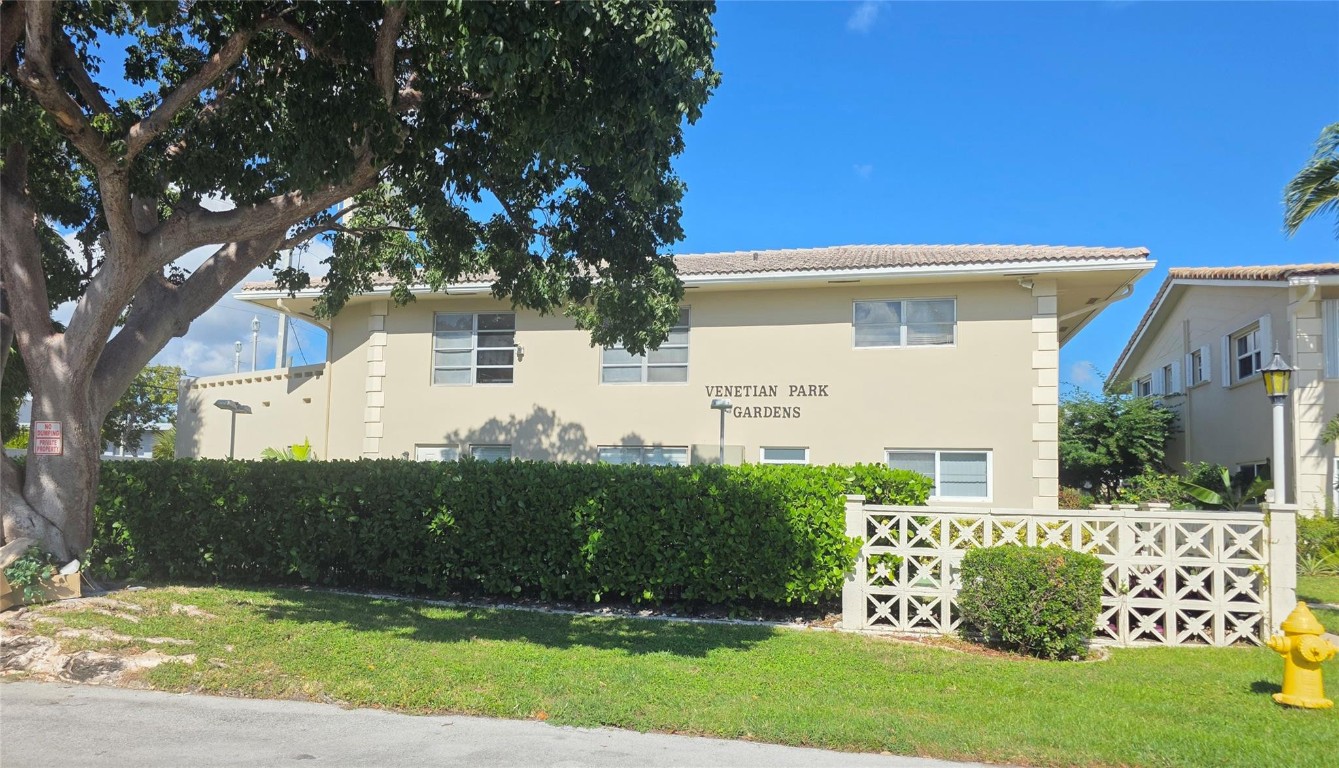 Venetian Park Gardens - Residential