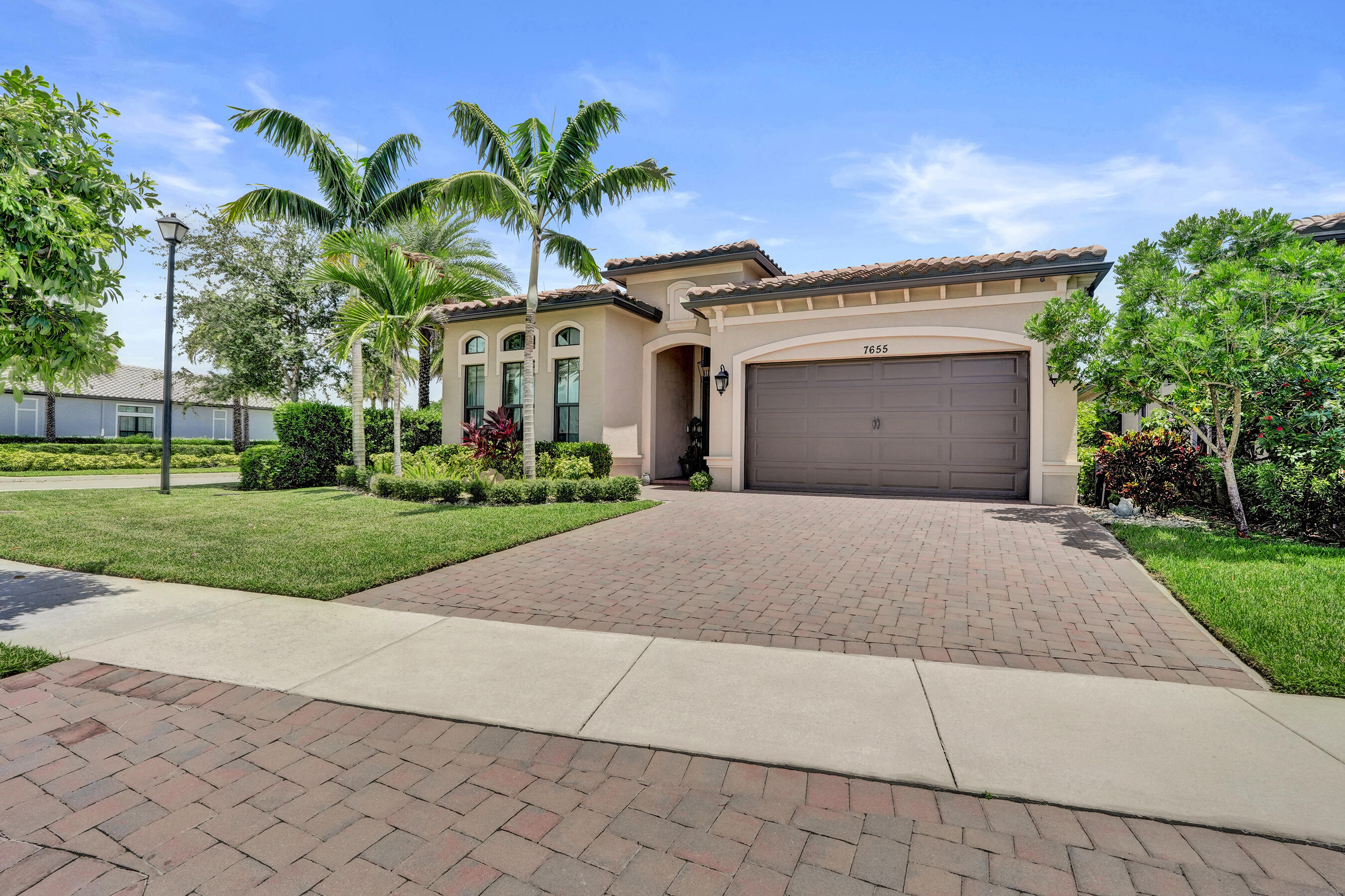 MCJUNKIN FARMS PLAT - Residential