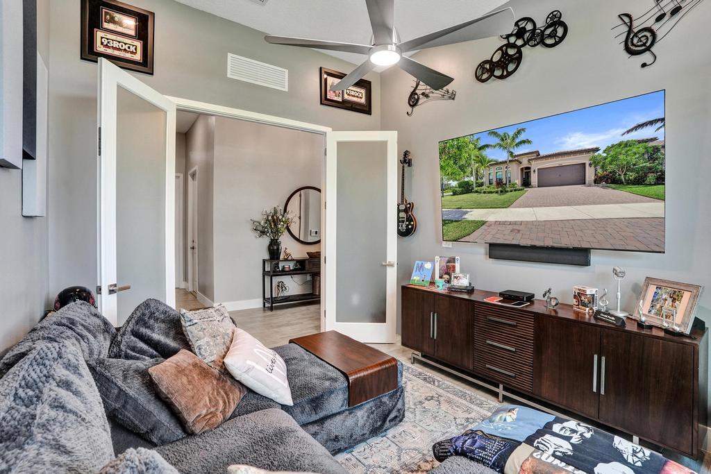 MCJUNKIN FARMS PLAT - Residential