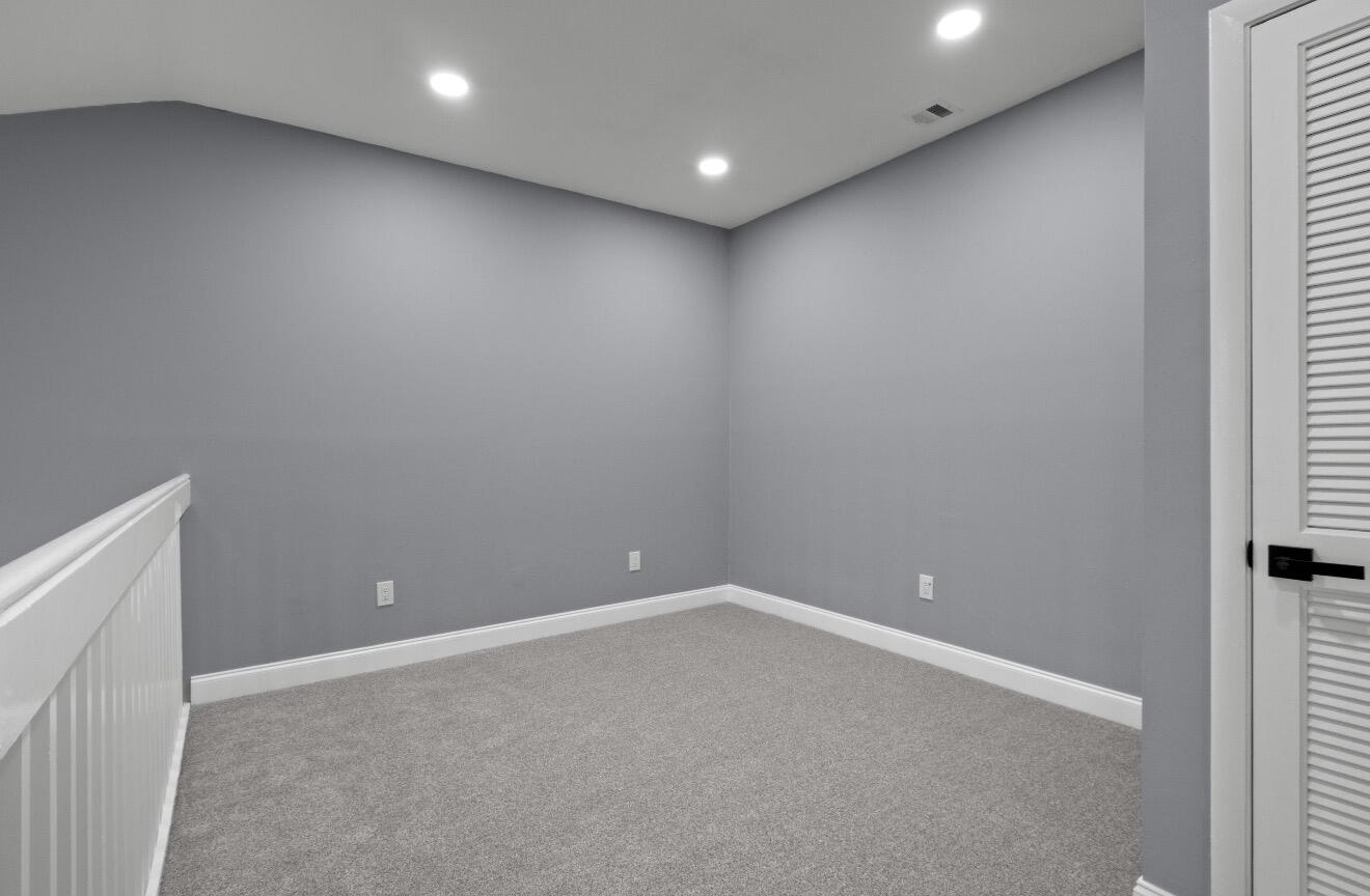 ROCK ISLAND LAND CORP - Residential