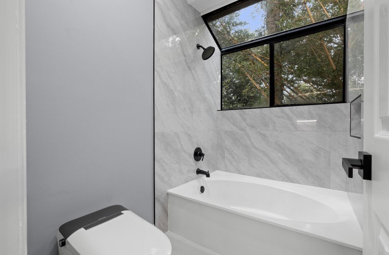 ROCK ISLAND LAND CORP - Residential