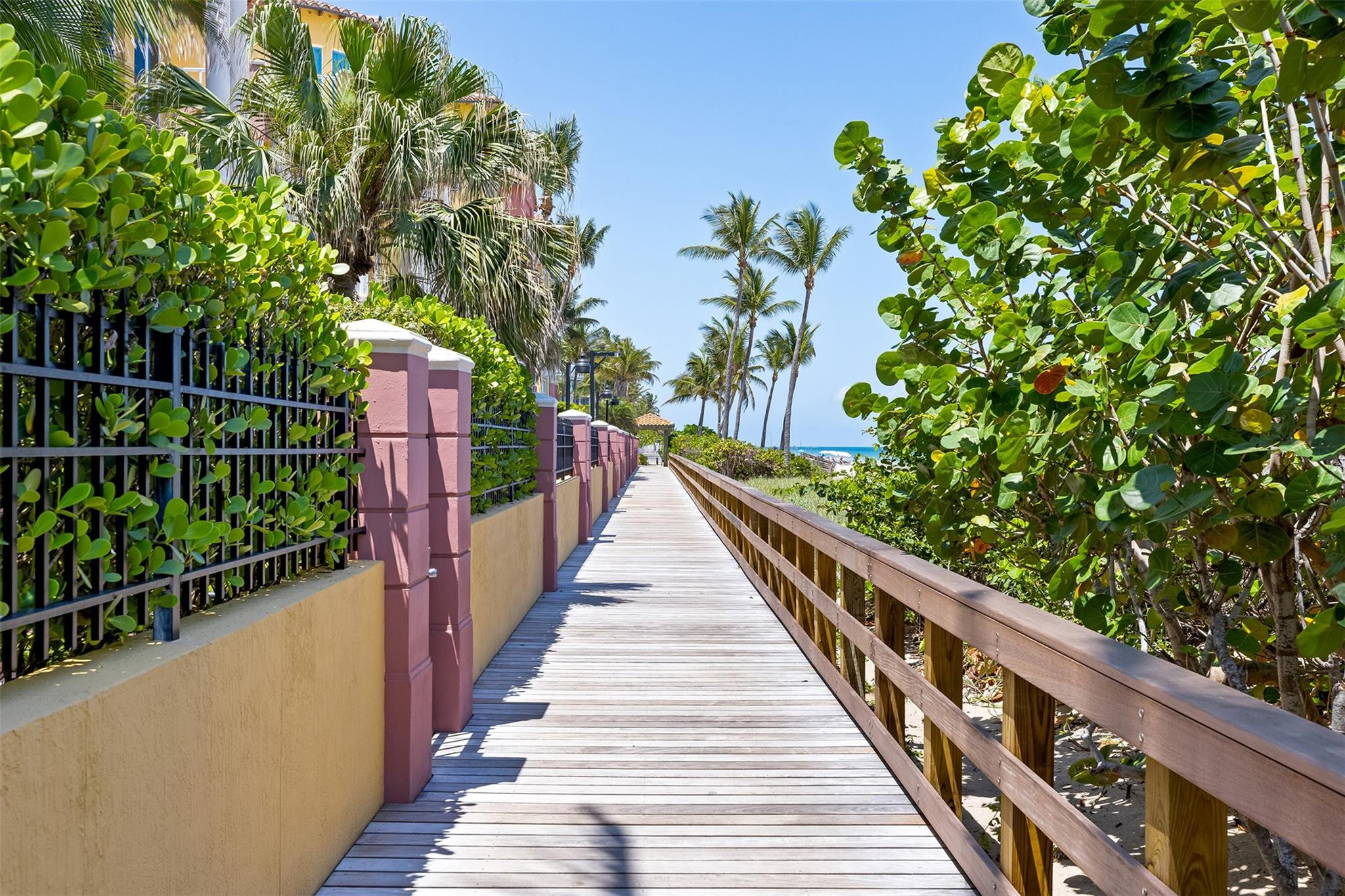 PALMS TOWER TWO CONDO - Residential Lease