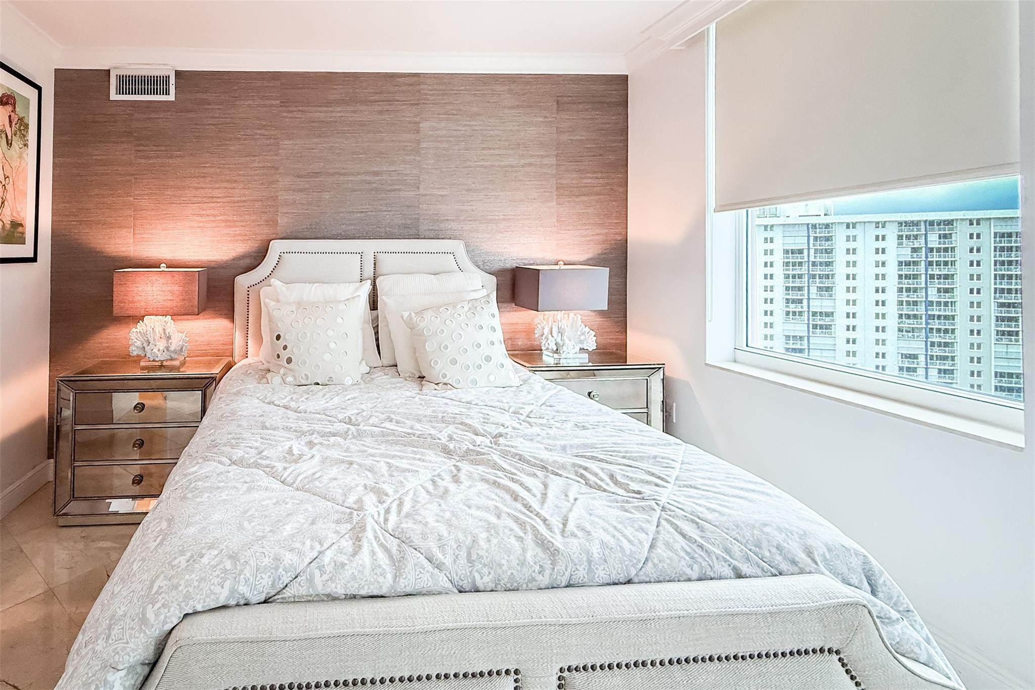 PALMS TOWER TWO CONDO - Residential Lease